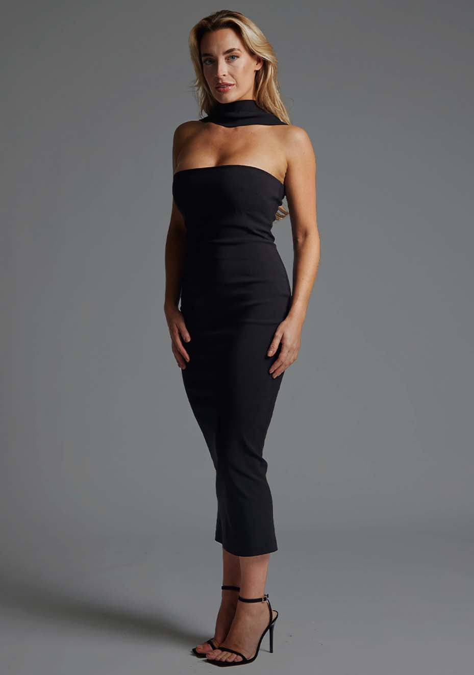 Dion | Collar Detail Black Midaxi Dress